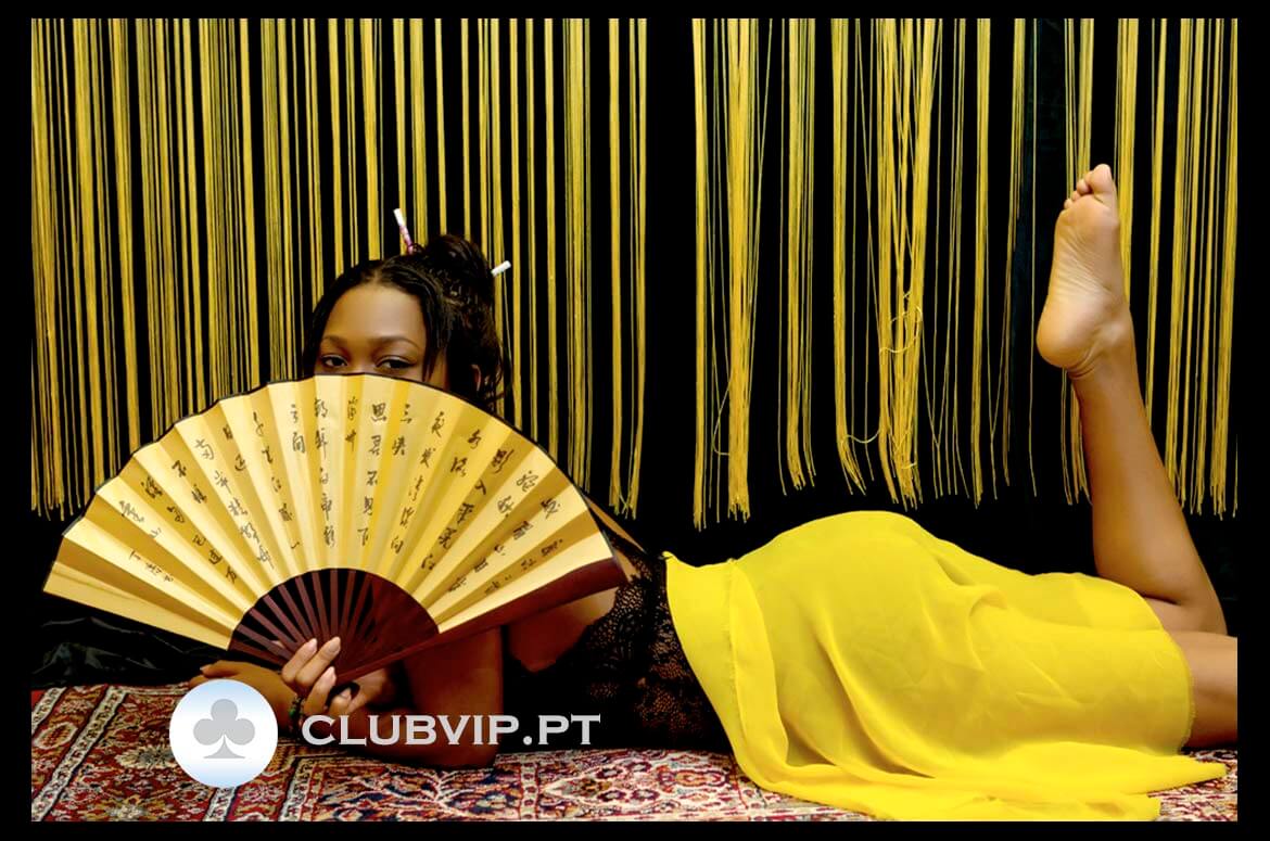 Acompanhante-Massagens Sensuais Lisboa - Tantric Moments-Lisboa
